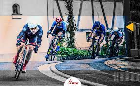 The race usually covers approximately 3,500 kilometres (2,200 mi), passing through italy and neighbouring countries such as france. Beda Dengan Tour De France Tim Ineos Awali Giro D Italia Dengan Baik