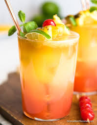 Planters Punch Recipe A Refreshing Tropical Cocktail Recipe Planters Punch Recipe Punch Recipes Planters Punch