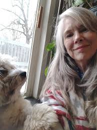 I'm don't think I'm a dull person. What am I even doing here? It's a fun  group though