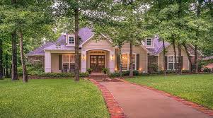 So, finding such an organization is not difficult since they have mushroom across the world. Advantages Of Hiring Landscaping Companies Near Me Beautiful Touches