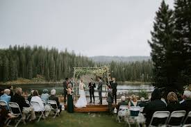 Becky And Casey S Mesa Lakes Lodge Wedding Couloir Creative Photography Lake Lodge Lake Lodge Wedding