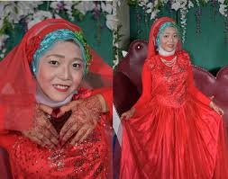 Mimpi melihat pernikahan, bisa jadi tanda kamu akan segera memasuki awalan baru ke arah yang lebih baik. Kasihan Hasil Makeup Pengantin Wanita Ini Bikin Miris