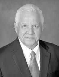 Alex Hollinger's Instagram, Twitter & Facebook