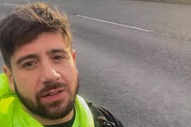 Tributes to devoted dad Kev Lea, 37, who took his own life as friend runs  100 miles in his memory