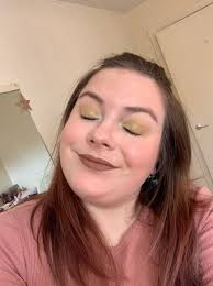 Huda Beauty Matte & Metal Melted Shadow in Limelight & Gold Chains