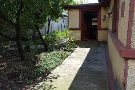 Navighează printre cele 1262 de anunțuri disponibile pentru case de vânzare în bucurești. Cat PlÄƒteÈ™ti Pentru O CasÄƒ De Vanzare In BucureÈ™ti Cele Mai Ieftine LocuinÈ›e Libertatea