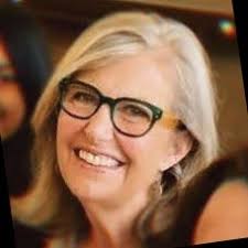 Excited and humbled to share that I have been elected by my peers to be the  Vice-President of the Women in Management Club for the MBA Class of 2022 at  Ivey Business