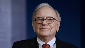 JUST IN: 🇺🇸 Warren Buffett sold another $14.3 BILLION of Apple, during Q3  2024. ‼️Buffett now holds $325.2 billion in CASH and selling stocks like  never before, including Apple and Bank of