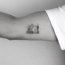 London Tattoo Artist Cagri Durmaz Tattooist Basic Ink Istanbul London Tattoo Minimalist Tattoo Tattoo Artists