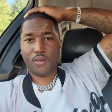 Caden Magee (@2problemz2)