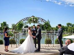 Scott S Seafood On The River Venue Sacramento Ca Weddingwire Sacramento Wedding Venues Wedding Wire Sacramento