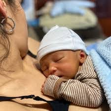 Cecilia Oxley's Instagram, Twitter & Facebook