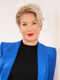 Ashley Davis Speaking Fee, Schedule, Bio & Contact Details