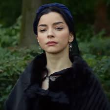 Pin av Дiана på нурбану султан