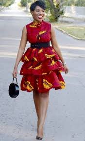 Robe jeune fille tendance enpagne / image mode africaine de bai du tableau vous etes | robe. 230 Idees De Petite Robe En Pagne En 2021 Petite Robe En Pagne Mode Africaine Robe Africaine