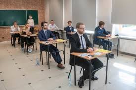 Jakie były tematy wypracowań na maturze z języka polskiego na poziomie podstawowym? Matura 2021 Co Bedzie Na Polskim Matura Z Polskiego 2021 Lektury Wymagania Tematy I Motywy 27 04 21 Express Ilustrowany