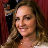 Christina Kiger's Instagram, Twitter & Facebook