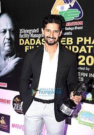 Ravi Dubey Wikipedia Deepesh sharma is a techno artist , he has already taken many countries, cities, clubs, parties & festivals all over by a storm. ravi dubey wikipedia