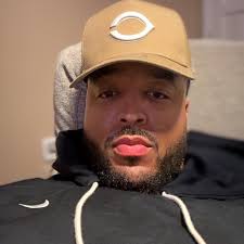 Anyone do appliance repair in here?