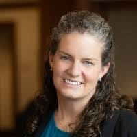 Robyn Gault's Instagram, Twitter & Facebook