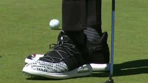 Below, check out all of curry's shoes with under armour starting with his first signature look, the curry 1. Steph Curry Dons Custom Golf Shoes To Honor Breonna Taylor At Golf Event