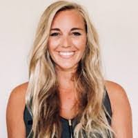 Beth Frye's Instagram, Twitter & Facebook