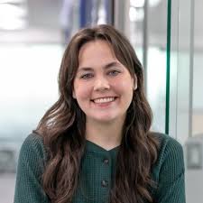 Thrilled to kick off this new chapter! Today marks my first day at Great  American Insurance Group as an Underwriter Trainee in the Underwriter  Development Program. I can't wait to dive into