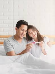 Kalo kita lg dlm keadaan hamil bisa gak bund cobain cincin itu?? 8 Cara Agar Cepat Hamil Dalam Hitungan Minggu Parenting Fimela Com