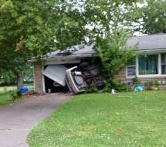 UPDATE: Man dies when car strikes house near Anderson