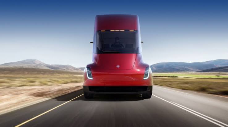 Výroba modelu Tesla Semi sa opäť posúva, tentoraz na rok 2026 - ProfiCars.sk