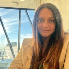 I highly recommend Karen to my network.