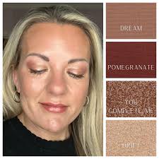 What makeup provides the best full coverage white for artistic looks?