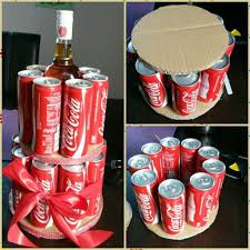 Getränk stieß rasch auf anklang. Schnelles Spontanes Geschenk Mitbringsel Leicht Und Schnell Zu Machen Geschenkkorb Fur Den Freund Alkohol Geschenke Geschenke