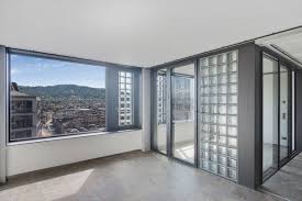 im 13 stock mit weitsicht auf zurich kann man diese edle 4 5 zimmer neubauwohnung an der europaallee mieten wohnung mieten 2 zimmer wohnung wohnung