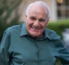 Sheriff's Detective Receives Prestigious Award On Monday, the U.S.  Attorney's Office for the Eastern District of California named Sergeant  Scott Schwamb its “2023 Outstanding Investigator for the Fresno Division.”  Sgt. Schwamb was