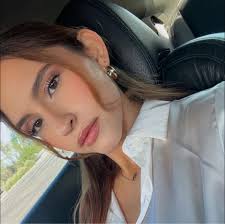 Who can bake cookies in Laveen by Saturday morning?