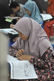 Solusi mudah dan cepat dalam mengurus wisuda resmi dan izin pendaftaran wisuda / ijazah. Miliki Ijazah Bodong Bisa Ikut Dipenjara