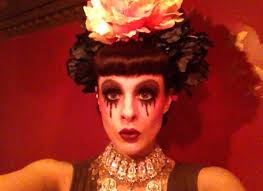 Burlesque and Costume blog with Talulah Blue