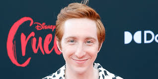 HSMTMTS Actor Larry Saperstein Comes Out as Bisexual