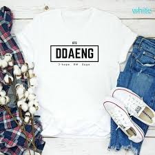 Er ist unter dem künstlernamen v bekannt. Sunfiz Yf Ddaeng Frame 1 800 Seesaw Suga T Shirt Korean Fashion T Shirt Epiphany Idol Taehyung Jungkook Jimin Jhope Rm Jin Buy At The Price Of 10 01 In Aliexpress Com Imall Com