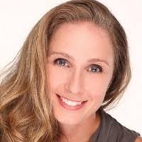 Sandy Beaulieu's Instagram, Twitter & Facebook