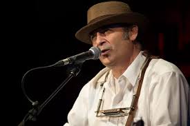 Leon Rhodes, Legendary Country Guitarist, Dies at 85