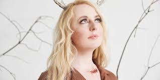 Rose Platt's Instagram, Twitter & Facebook