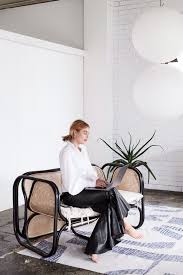Inside Carissa Walford S Zen Den Northern Beaches Apartment Apartment Bedding Statement Furniture Interior