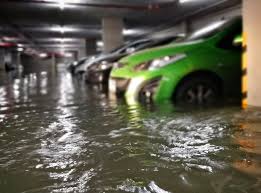 5 cara 'claim' insurans kereta ditenggelami banjir. Kereta Tenggelam Banjir Ini 5 Perkara Yang Anda Perlu Tahu
