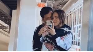 Ahora la cantante mexicana mostró el lado más humilde de su novio al compartir un video donde se ve a nodal ayudando a niños que venden dulces en la calle. Belinda Dio Un Costoso Regalo A Christian Nodal Por Su Primer Mes De Novios As Mexico