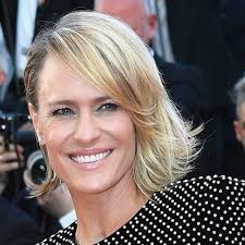 The Best Way To Wear Your Hair If Your Hair Is Thinning 40plusstyle Com Cool Hairstyles Thin Hair Styles For Women Hair Loss Solutions