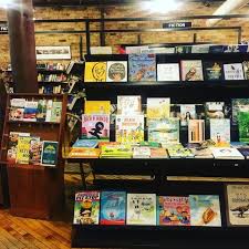 Sandmeyer S Bookstore Is An Independent Bookstore Located In Chicago Illinois Illinois Jack B Bookstore