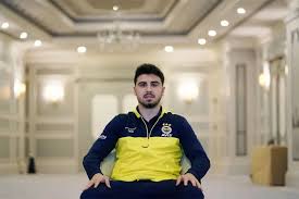 Sırada bitiren fenerbahçe'de yeni sezon öncesi transfer çalışmaları hız kesmeden devam ediyor. Eneinmwpikq8pm