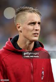 316 C Conti Stock Photos, High-Res Pictures, and Images